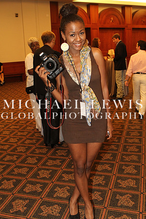 Austin Fashion Week - Shift Into Style