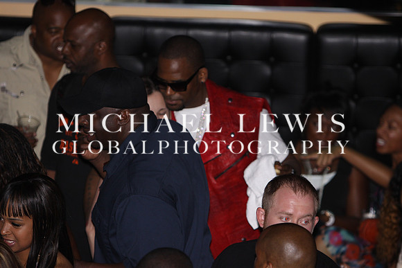 R KELLY IN AUSTIN TX