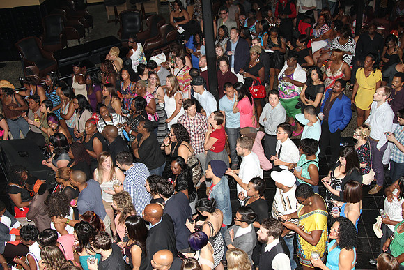 R Kelly - The Austin Socialite - ML  (119)