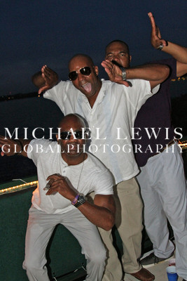Cruise with the Ques - Austin