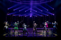 (1) The North American Tour Boleyn Company of SIX. Photo by Joan Marcus (0001r2)