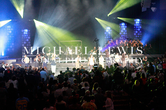 Eric Moore Live Recording at Shoreline Church 2012