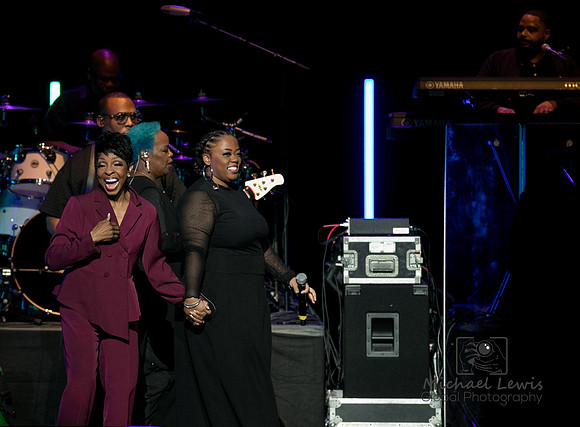 Gladys Knight at the Paramount Theatre Austin