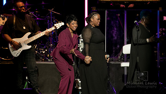 Gladys Knight at the Paramount Theatre Austin