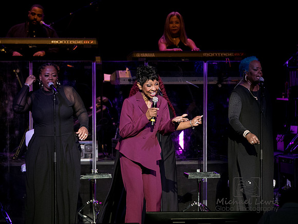 Gladys Knight at the Paramount Theatre Austin