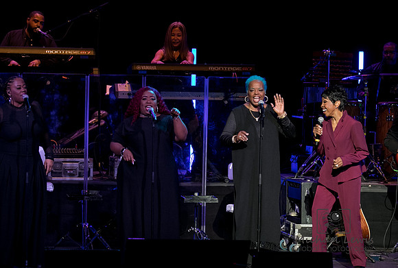 Gladys Knight at the Paramount Theatre Austin