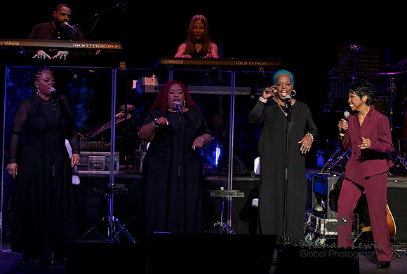 Gladys Knight at the Paramount Theatre Austin