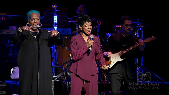 Gladys Knight at the Paramount Theatre Austin