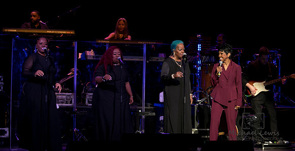 Gladys Knight at the Paramount Theatre Austin
