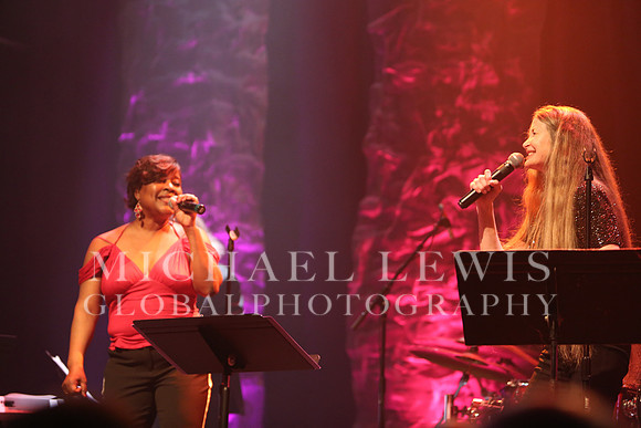 Pamela Hart - One World (13)