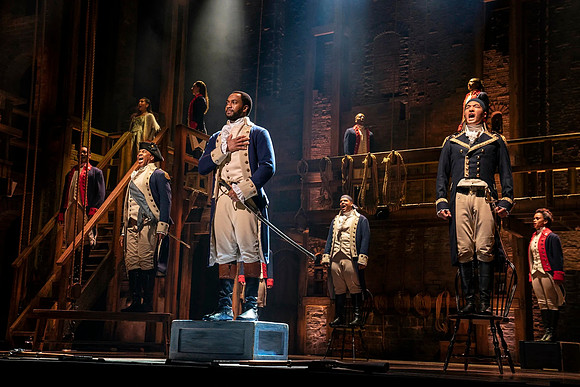 Company-HAMILTON-National-Tour-c-Joan-Marcus-24-2