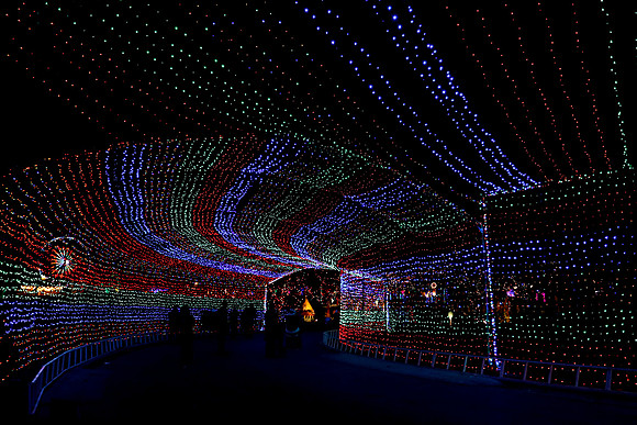 AUSTIN TRAIL OF LIGHTS