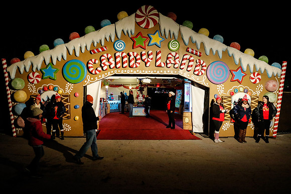 AUSTIN TRAIL OF LIGHTS