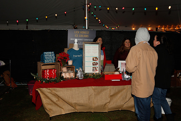AUSTIN TRAIL OF LIGHTS