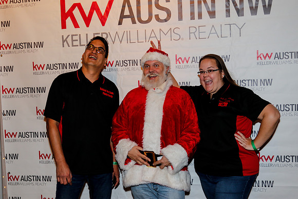 AUSTIN TRAIL OF LIGHTS