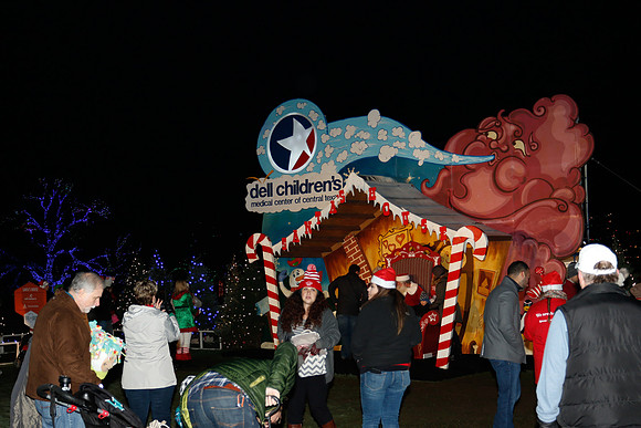 AUSTIN TRAIL OF LIGHTS