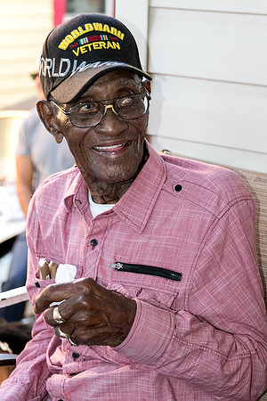 Richard_Overton_112_Austin (18)