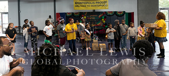 3Z8A5693