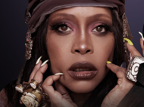 erykah-badu_hero_12-91800x600_sfc