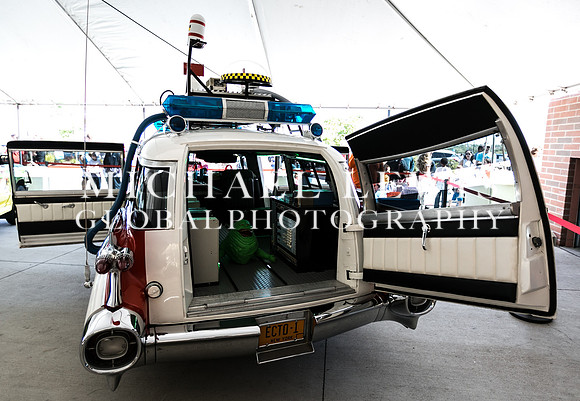 Ghostbusters ECTO-1 vehicle (8)