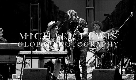 Jamestown_Revival_Zilker_Park_Austin (9)