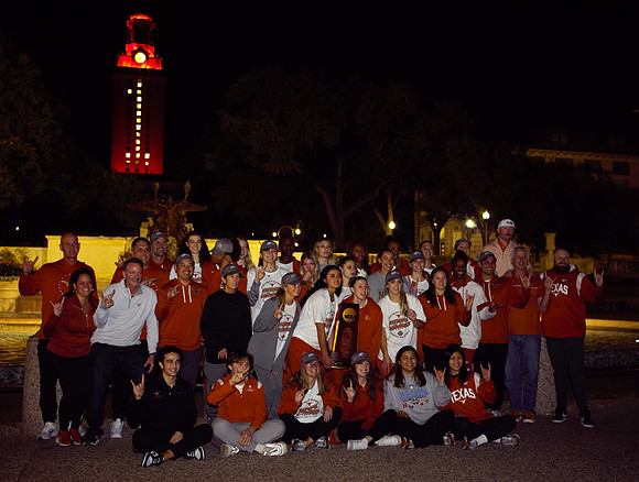 UT Volleyball_Champions