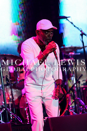 Frankie_Beverly_and_Maze_at_the_Essence_Festival (6)