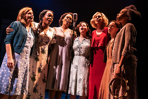 The Cast of Girl From The North Country on Broadway - photo by Matthew Murphy - 0170