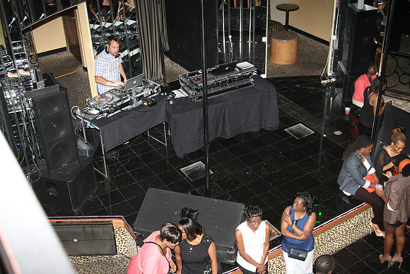 R Kelly - The Austin Socialite - ML  (17)