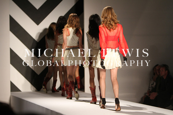Austin Fashion Week - Shift Into Style
