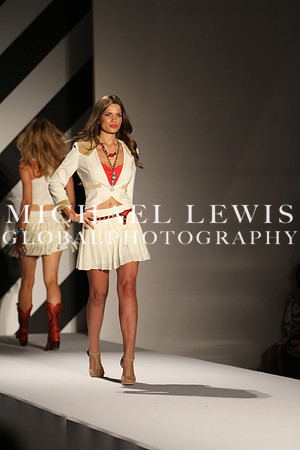 Austin Fashion Week - Shift Into Style