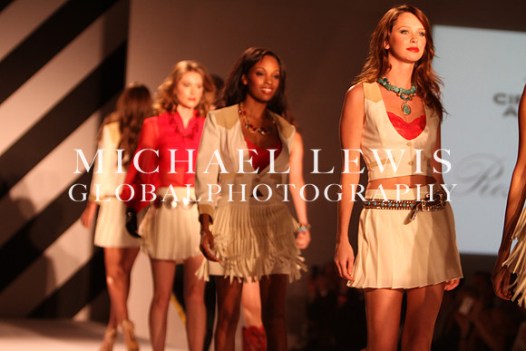 Austin Fashion Week - Shift Into Style