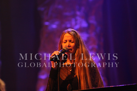 Pamela Hart - One World (5)