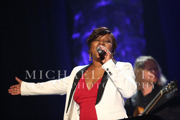 Pamela Hart - One World (3)