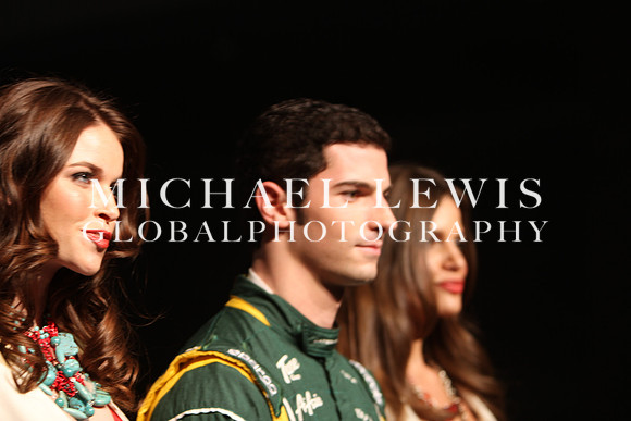 Austin Fashion Week - Shift Into Style